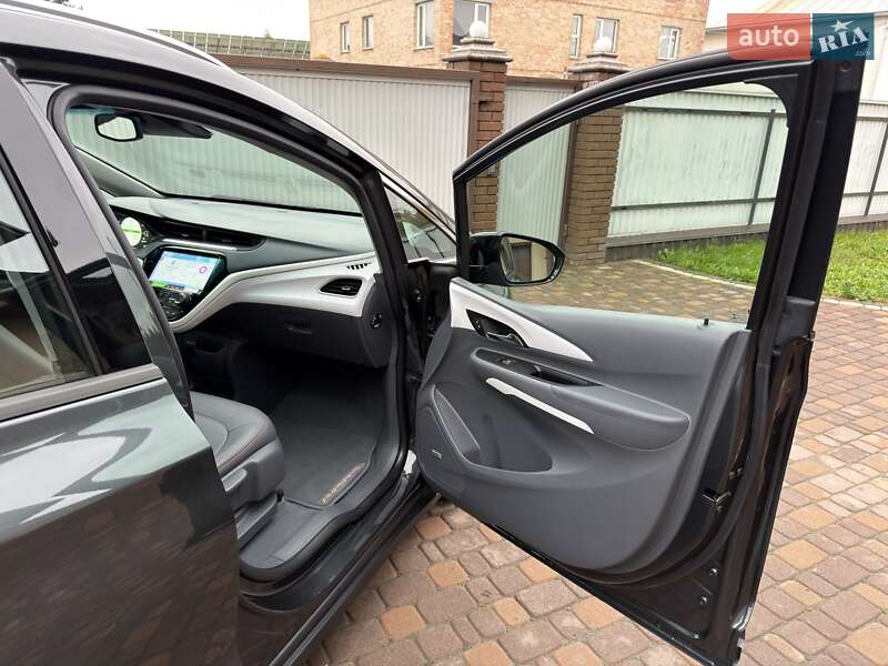 Хэтчбек Opel Ampera-e 2020 в Черновцах