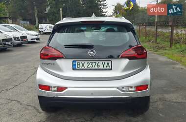 Хэтчбек Opel Ampera-e 2019 в 