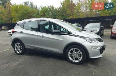 Хэтчбек Opel Ampera-e 2019 в 