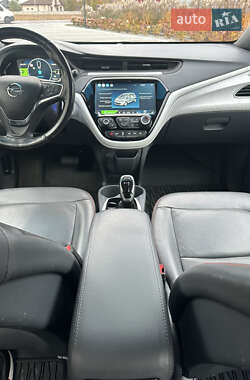 Хэтчбек Opel Ampera-e 2018 в 