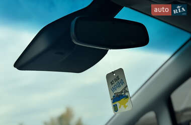 Хэтчбек Opel Ampera-e 2019 в 