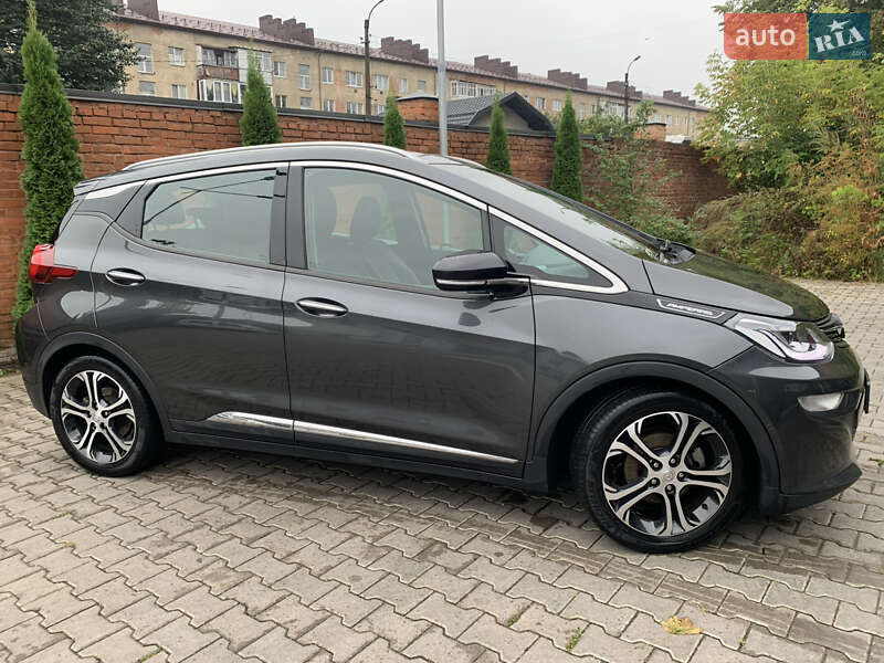 Хэтчбек Opel Ampera-e 2017 в Коломые фото 23 Хэтчбек Opel Ampera-e 2017 в Коломые
