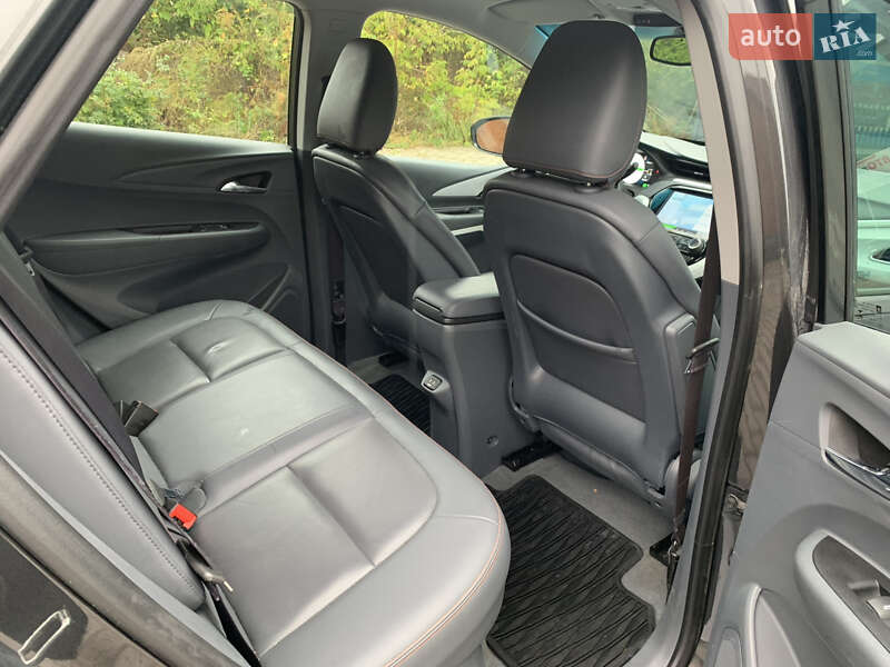 Хэтчбек Opel Ampera-e 2017 в Коломые фото 36 Хэтчбек Opel Ampera-e 2017 в Коломые