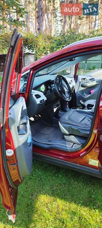 Хэтчбек Opel Ampera-e 2018 в Черкассах фото 5 Хэтчбек Opel Ampera-e 2018 в Черкассах