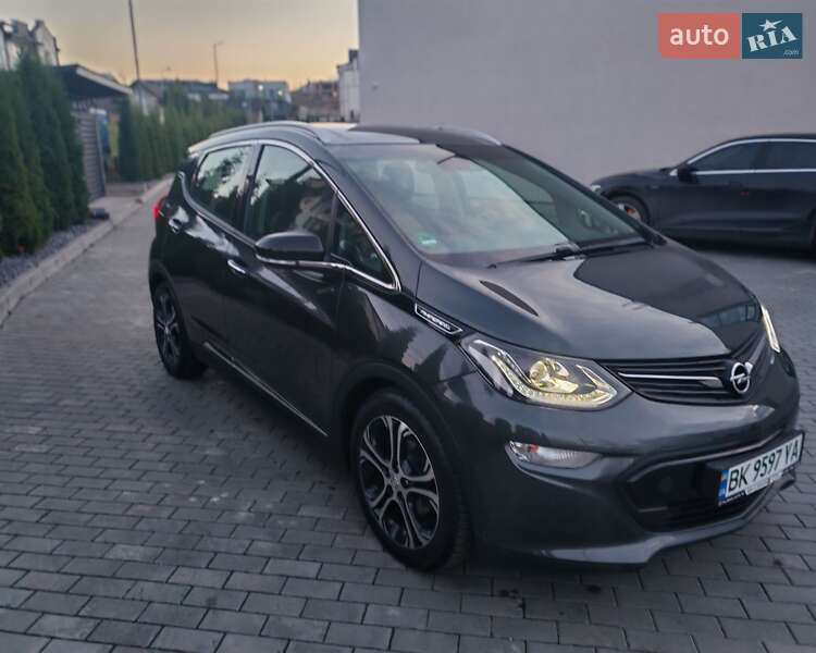 Хэтчбек Opel Ampera-e 2017 в Ровно