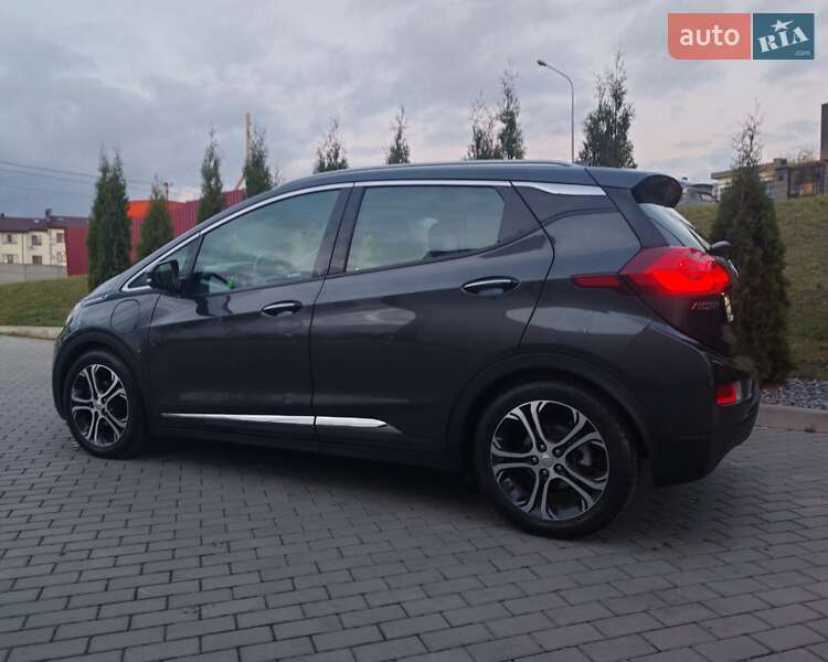 Хэтчбек Opel Ampera-e 2017 в Ровно