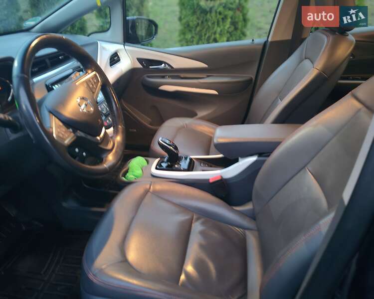 Хэтчбек Opel Ampera-e 2017 в Ровно