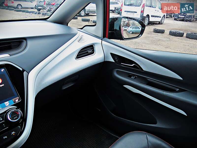 Хетчбек Opel Ampera-e 2018 в Черкасах