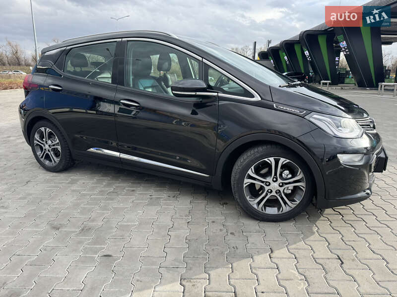 Хэтчбек Opel Ampera-e 2017 в Стрые