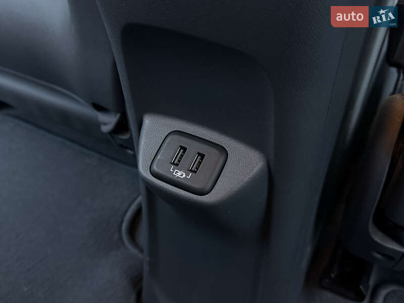 Хэтчбек Opel Ampera-e 2019 в Львове фото 32 Хэтчбек Opel Ampera-e 2019 в Львове