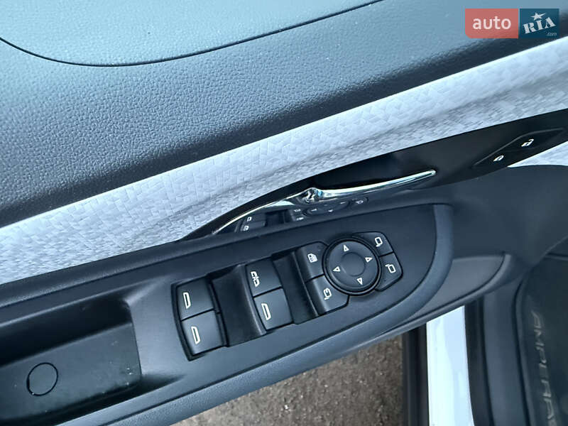 Хэтчбек Opel Ampera-e 2019 в Львове фото 56 Хэтчбек Opel Ampera-e 2019 в Львове
