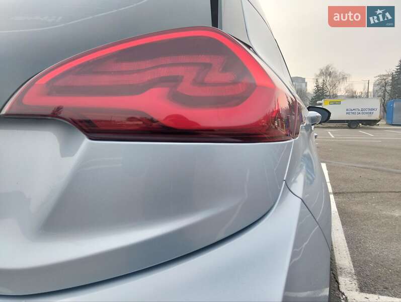 Хэтчбек Opel Ampera-e 2017 в Житомире
