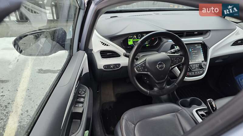 Хэтчбек Opel Ampera-e 2017 в Каменец-Подольском