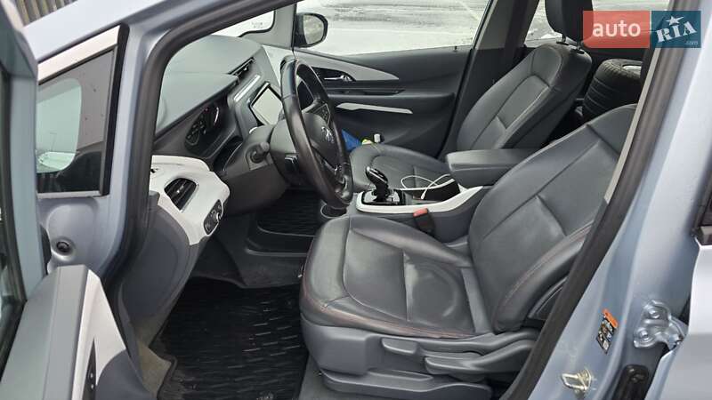 Хэтчбек Opel Ampera-e 2017 в Каменец-Подольском