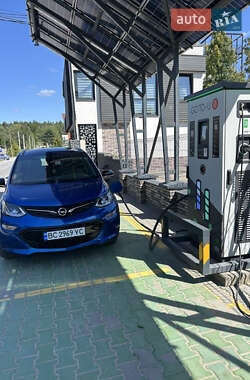 Хэтчбек Opel Ampera-e 2017 в Новояворовске