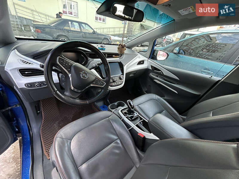 Хэтчбек Opel Ampera-e 2017 в Новояворовске фото 10 Хэтчбек Opel Ampera-e 2017 в Новояворовске