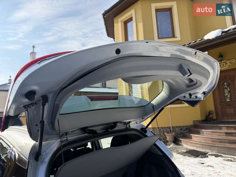 Хэтчбек Opel Ampera-e 2019 в Львове фото 98 Хэтчбек Opel Ampera-e 2019 в Львове