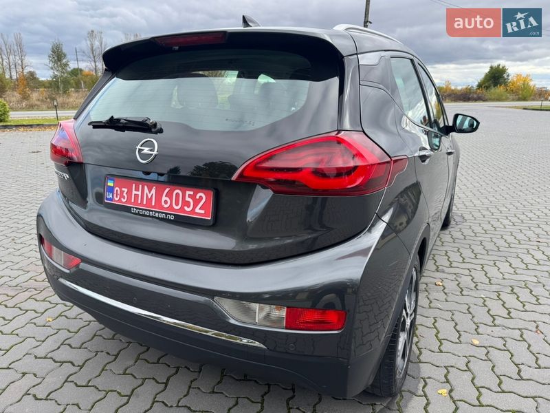 Хэтчбек Opel Ampera-e 2017 в Коломые