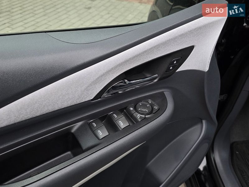 Хэтчбек Opel Ampera-e 2019 в Тернополе фото 26 Хэтчбек Opel Ampera-e 2019 в Тернополе