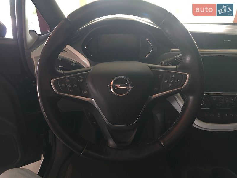 Хетчбек Opel Ampera-e 2019 в Львові
