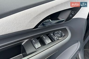 Хэтчбек Opel Ampera-e 2017 в Коломые