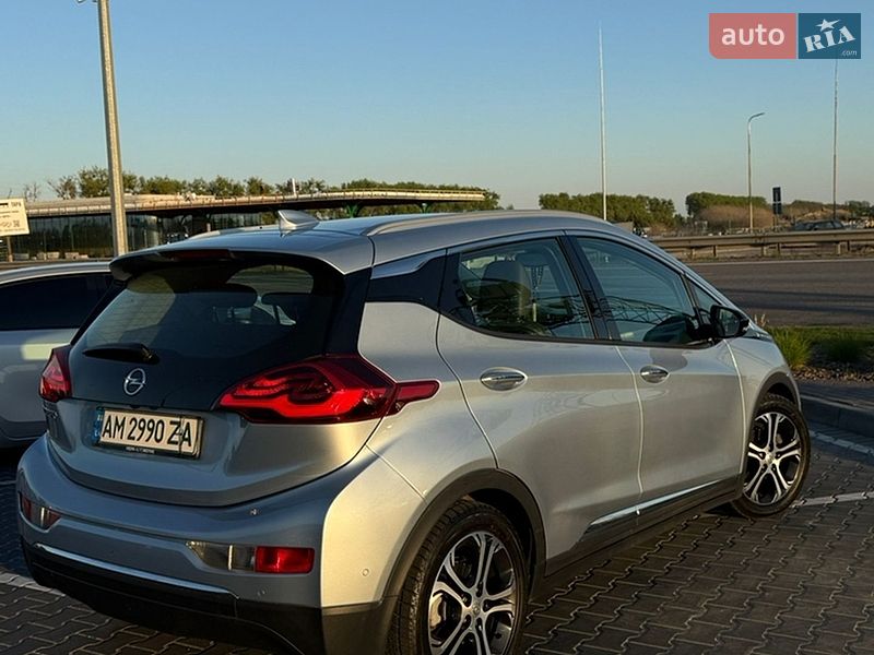 Хэтчбек Opel Ampera-e 2017 в Житомире
