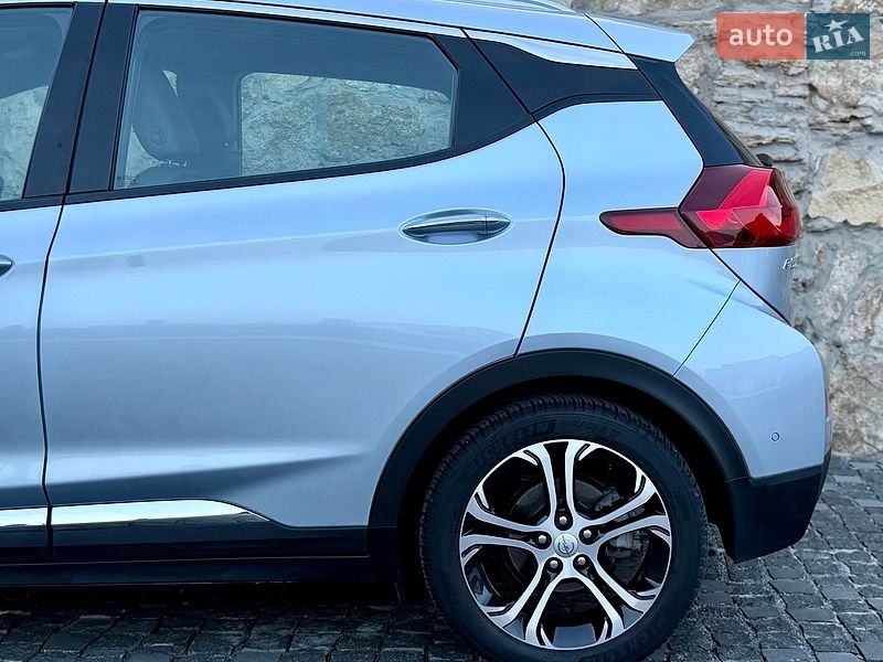 Хэтчбек Opel Ampera-e 2017 в Ровно