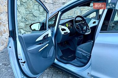 Хэтчбек Opel Ampera-e 2017 в Ровно