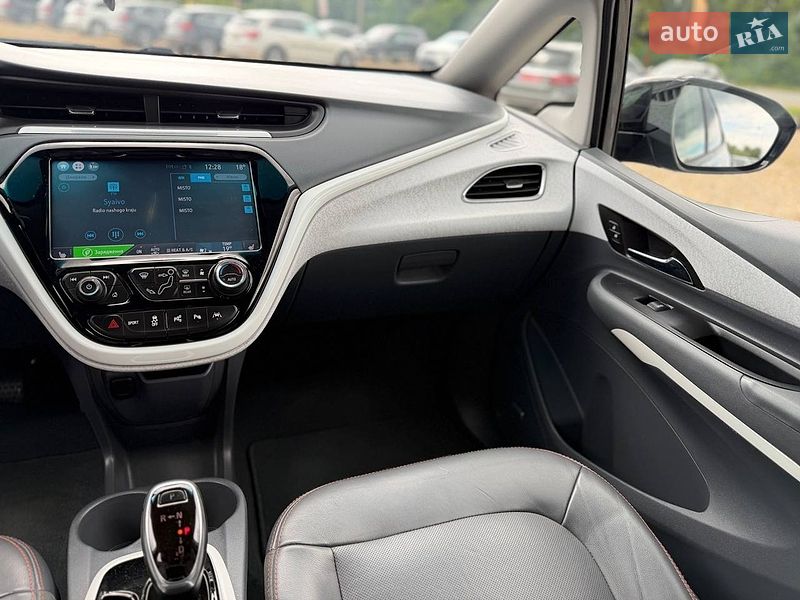 Хэтчбек Opel Ampera-e 2018 в Коломые фото 31 Хэтчбек Opel Ampera-e 2018 в Коломые