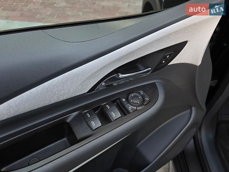 Хетчбек Opel Ampera-e 2019 в Тернополі