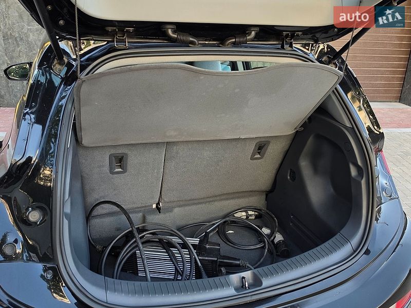 Хетчбек Opel Ampera-e 2019 в Тернополі