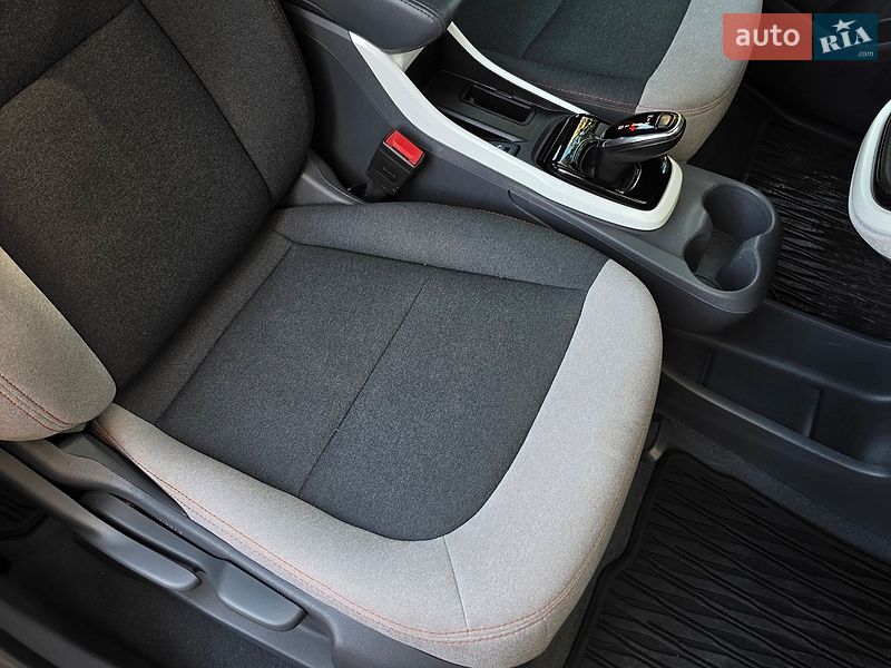 Хетчбек Opel Ampera-e 2019 в Тернополі