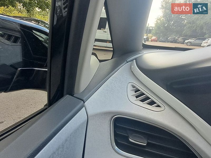 Хэтчбек Opel Ampera-e 2019 в Ровно