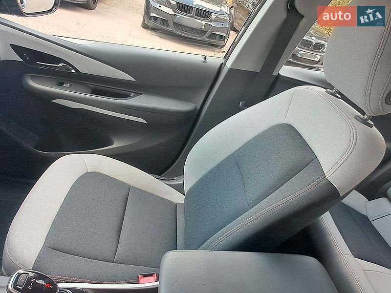 Хэтчбек Opel Ampera-e 2019 в Ровно
