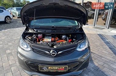 Хэтчбек Opel Ampera-e 2018 в Коломые фото 36 Хэтчбек Opel Ampera-e 2018 в Коломые