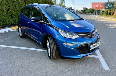Хэтчбек Opel Ampera-e 2018 в Киеве