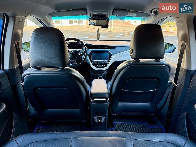 Хэтчбек Opel Ampera-e 2018 в Киеве