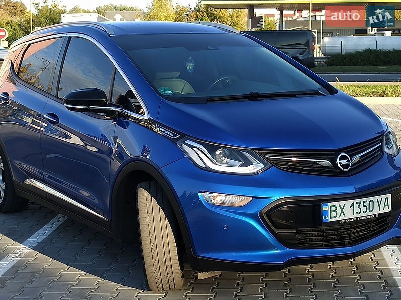 Хэтчбек Opel Ampera-e 2017 в Хмельницком