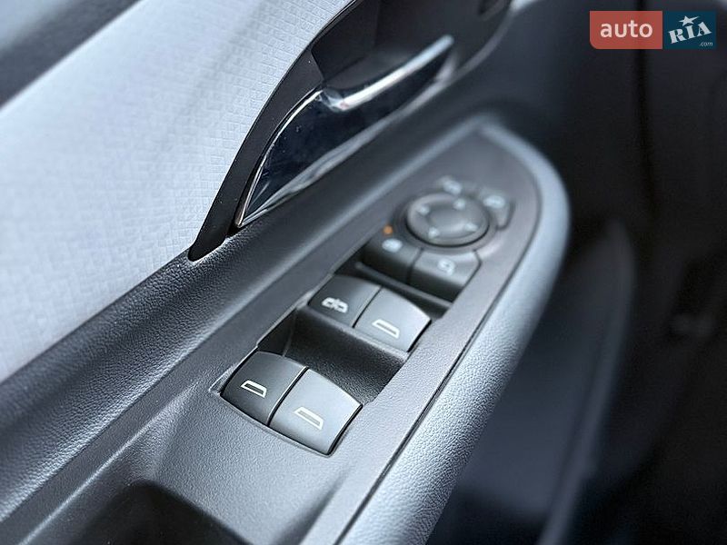 Хэтчбек Opel Ampera-e 2019 в Костополе