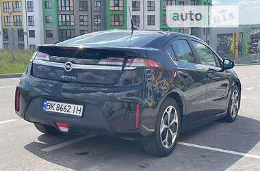 Хэтчбек Opel Ampera 2012 в Ровно