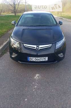 Хэтчбек Opel Ampera 2012 в Львове