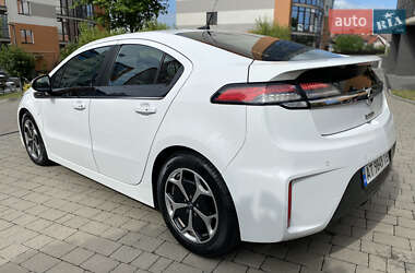 Хэтчбек Opel Ampera 2012 в 