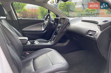 Хэтчбек Opel Ampera 2012 в 