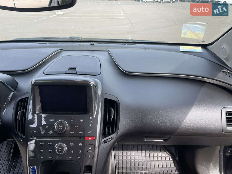 Хэтчбек Opel Ampera 2012 в Киеве фото 7 Хэтчбек Opel Ampera 2012 в Киеве