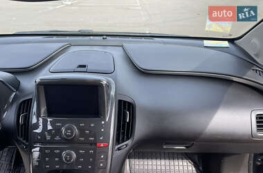 Хэтчбек Opel Ampera 2012 в 