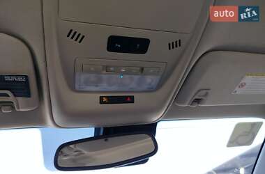 Хэтчбек Opel Ampera 2012 в 