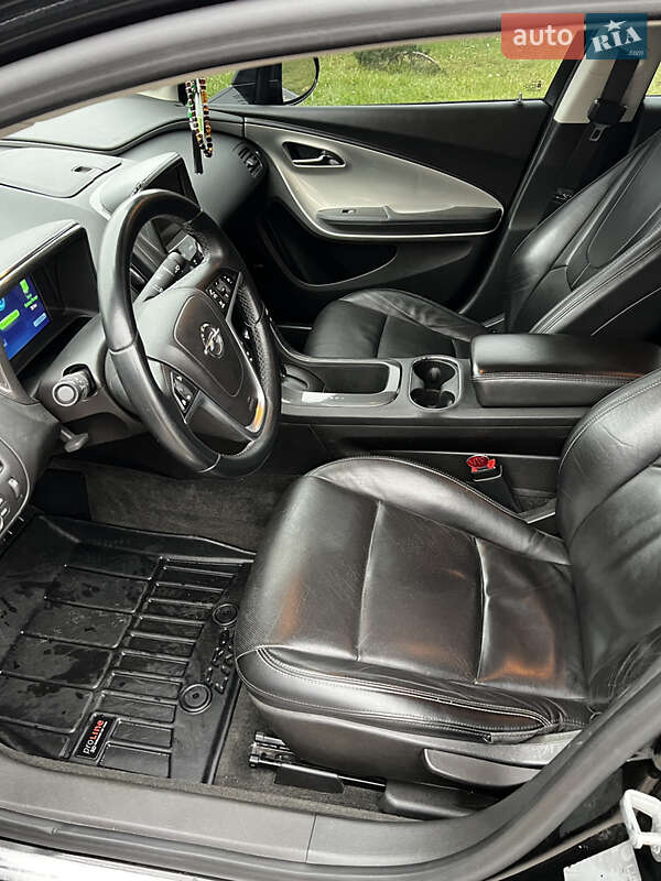 Хэтчбек Opel Ampera 2012 в Любомле