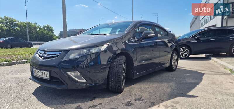 Opel Ampera 2012