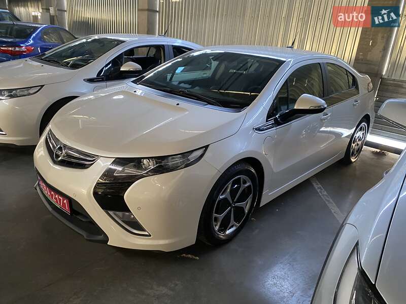 Хэтчбек Opel Ampera 2011 в Виннице