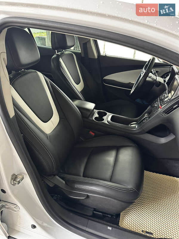 Хетчбек Opel Ampera 2012 в Києві